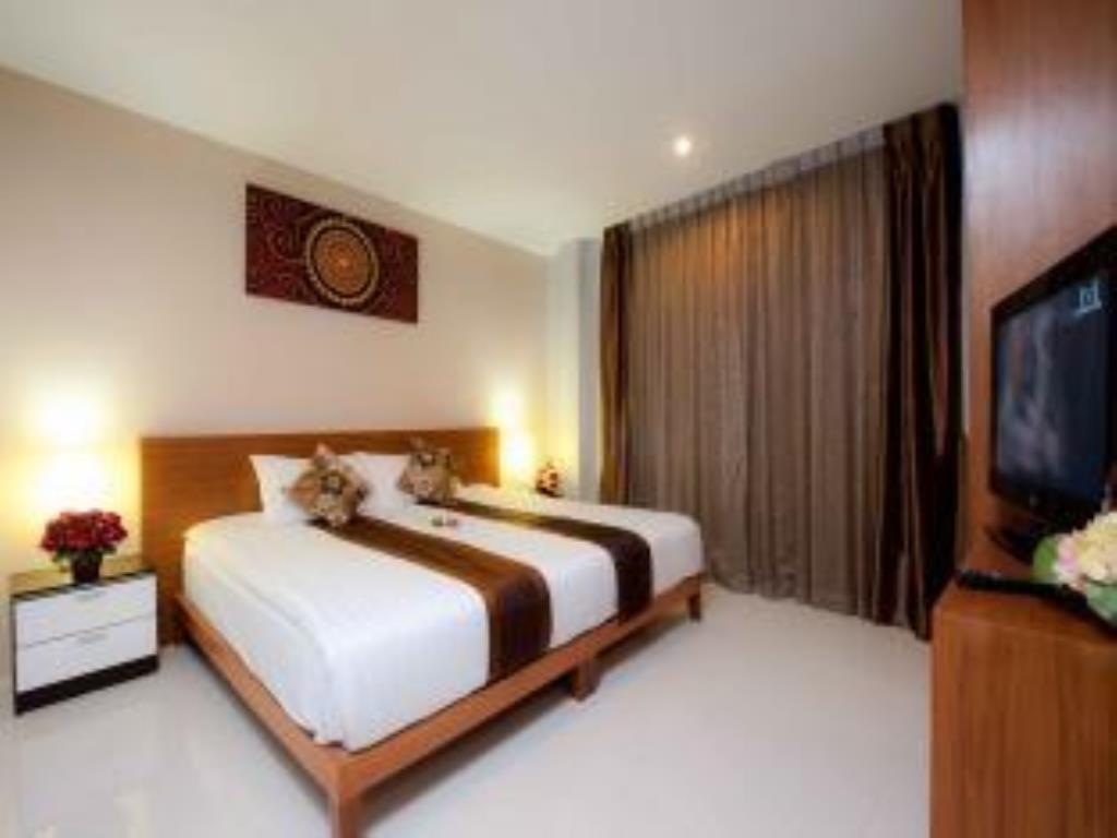 Rama Kata Beach Hotel Exterior foto